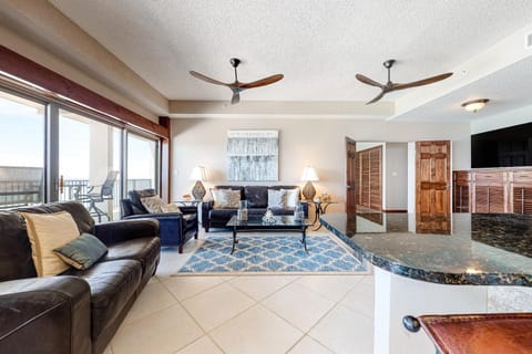 Emerald Towers West Penthouse 6002 Apartment in Okaloosa Island