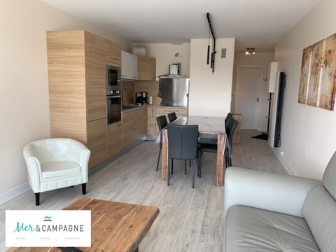 Appartement rénové avec garage privé, balcon et vue mer - FR-1-482-87 Apartment in Fort-Mahon-Plage