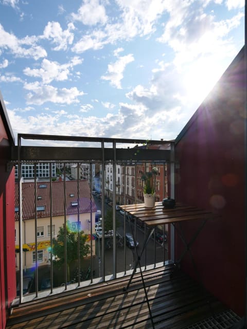 Rooftop Apartment by Rabe - Parkplatz & free Netflix & Balkon Condo in Karlsruhe