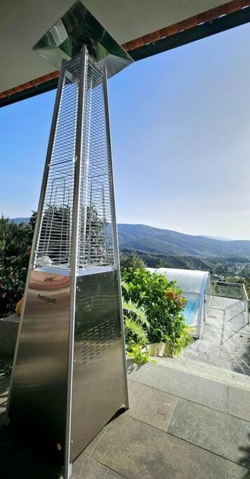 Balcony/Terrace, Swimming pool