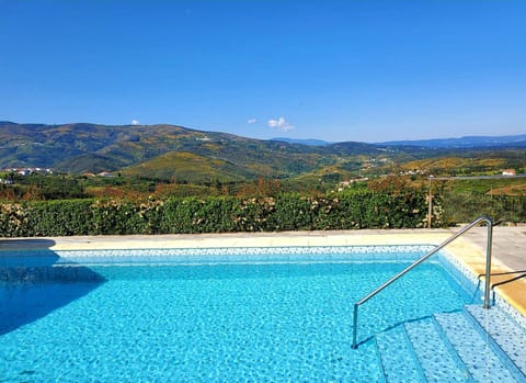 Day, Natural landscape, Mountain view, Pool view, Swimming pool