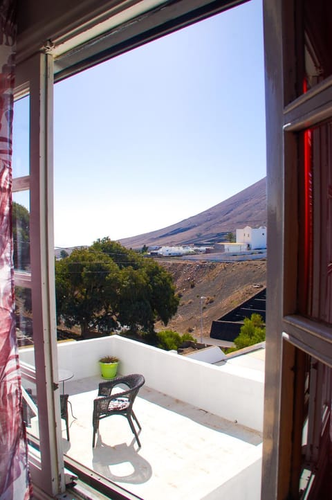 Day, Natural landscape, View (from property/room), Balcony/Terrace, Mountain view