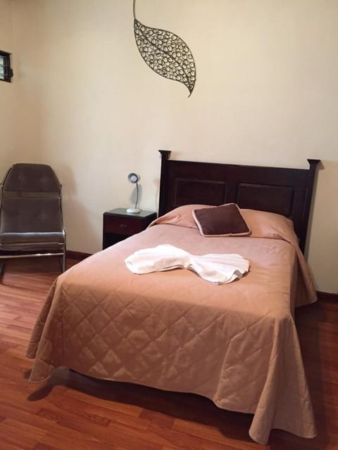 Comfort Hostel Bed and Breakfast in Guatemala City