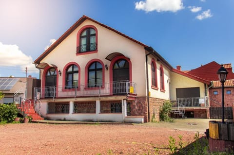 Gästehaus Samuel Wadgassen Inn in Saarlouis