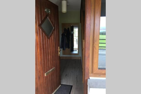 Your very own 19th hole!! House in County Limerick