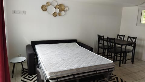 Logements Le 232 Futuroscope Poitiers Apartment in Centre-Val de Loire