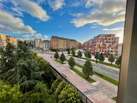 View (from property/room), City view, Street view