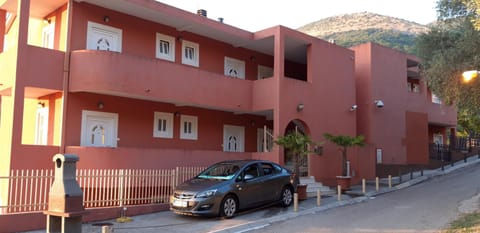 Apartments Danilo Kažanegra Condo in Budva Municipality