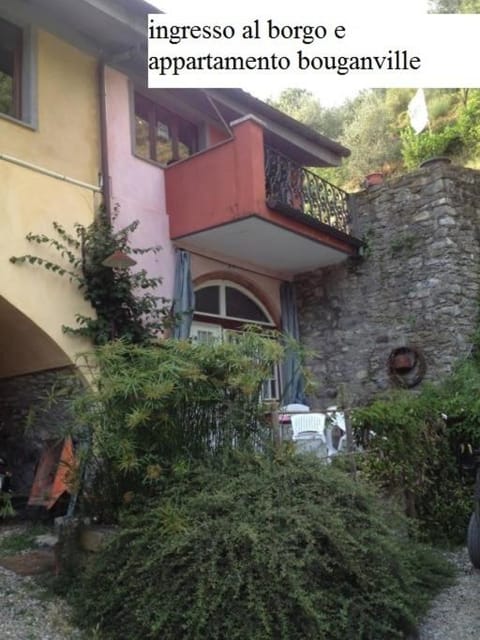 Il Borgo della Colomba Farm Stay in Province of Massa and Carrara