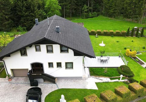 Property building, Bird's eye view, Garden view