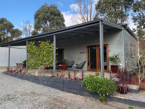 Omaroo High Country Retreat House in Bonnie Doon
