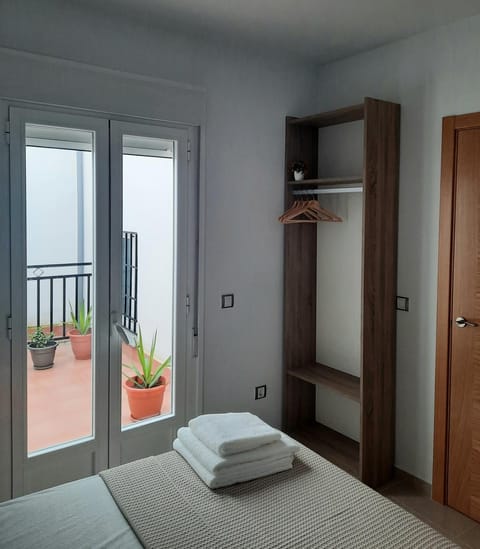 Apartamentos Clavero 10 Condo in Plasencia