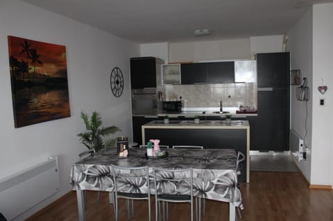 Lorena app Apartment in Istria County