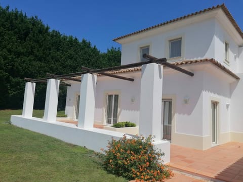 Villa Martin Villa in Amoreira