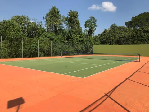 Tennis court