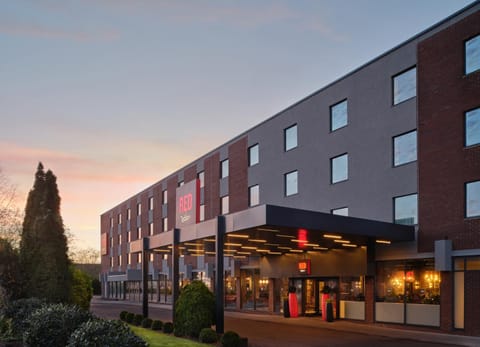 Radisson RED London Gatwick Airport Hotel in Horley