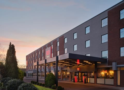 Radisson RED London Gatwick Airport Hôtel in Horley