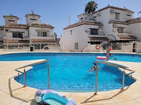 Toilet, Swimming pool, children