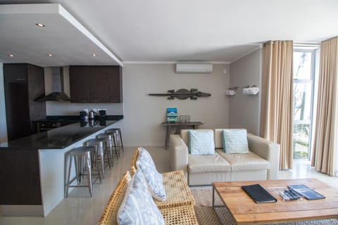 Camps Bay One Bedroom apartment - The Crystal Copropriété in Camps Bay
