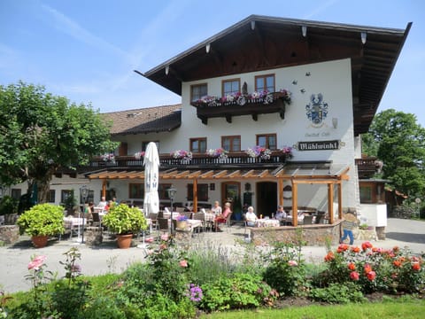 Property building, Patio, Spring, group of guests