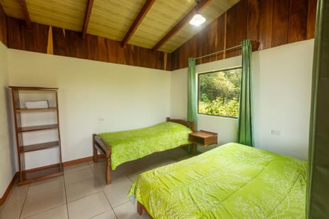 Cabinas Capulin & Farm Farm Stay in Monteverde