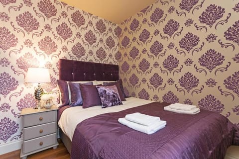 Town Square Townhouse - Best Location in Galway Apartment in Galway