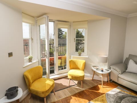 Seashells Apartment in Wales