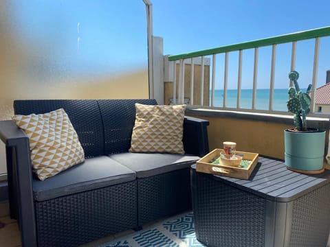 La Timonerie - Escapade 33, vue mer et esplanade classé 3 étoiles Apartment in Fort-Mahon-Plage