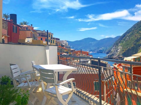 Families or Groups 3 Terrazzi Apartment on Sea w Ac Apartment in Vernazza