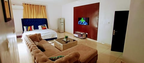GreenCourt Apartments & Suites Condominio in Nigeria