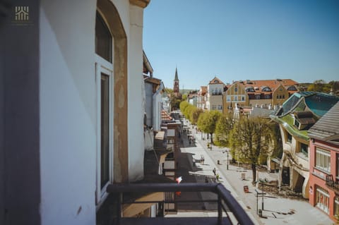 Neighbourhood, Balcony/Terrace, City view, Street view