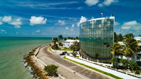 Radisson Fort George Hotel & Marina hotel in Belize City