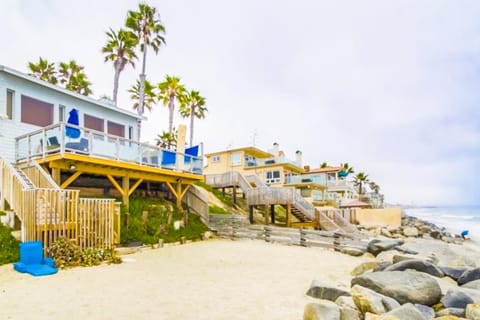 1747 S Pacific House in Oceanside