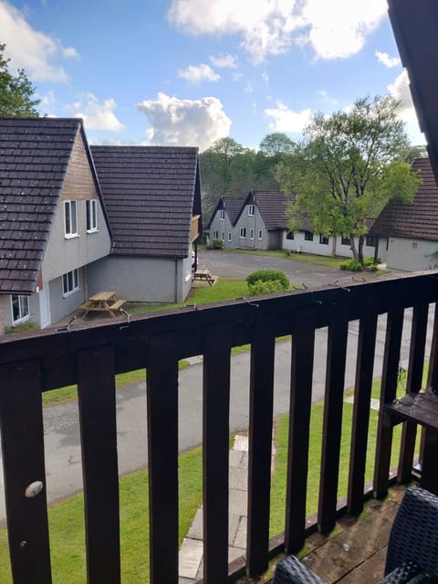 Neighbourhood, Balcony/Terrace