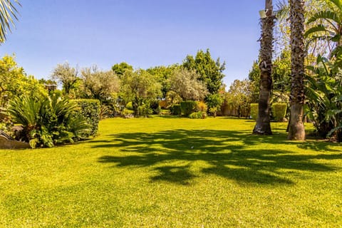 Garden, Garden view