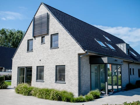Property building, Summer