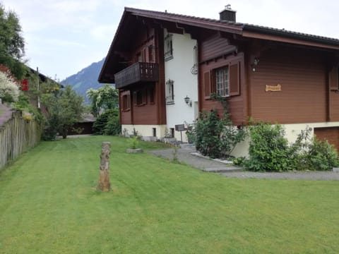 Property building, Facade/entrance, Day, Summer, Garden, View (from property/room), On site, Garden view, Mountain view