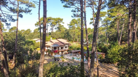 Villa in the forest of Seignosse 600m from the beach Great for large groups Villa in Seignosse