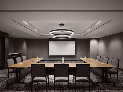 Meeting/conference room