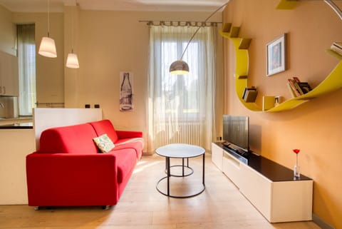 Kitchen or kitchenette, Living room, Seating area