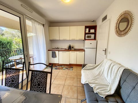 Appartement 2 pièces au cœur du Cap d'Antibes Condominio in Antibes