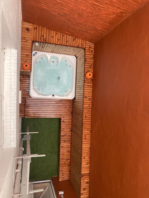 Hot Tub