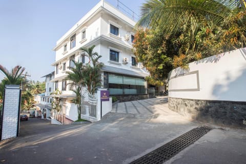 Property building, Facade/entrance