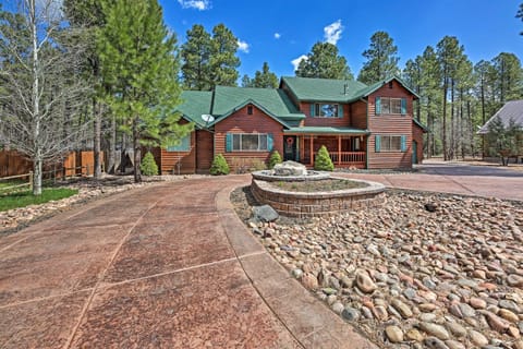 Beautiful Spacious Cabin By Woodland Lake Park House in Pinetop-Lakeside