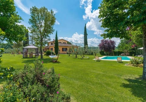 Garden, Swimming pool