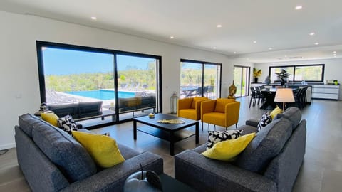 Living room, Pool view