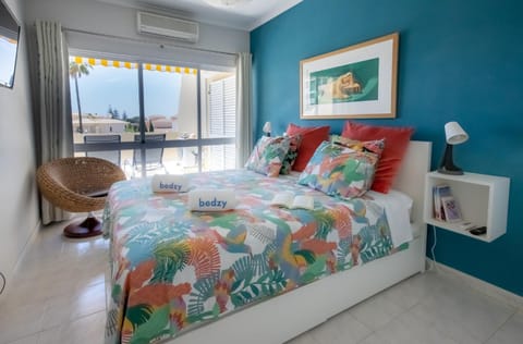 Palmeira Gale - WIFI - Pool - Lux - BY BEDZY Condo in Guia