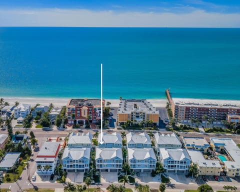 Tranquil Tarpon Cottage House in North Redington Beach