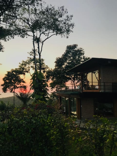 Cerro Lobo Alojamiento y desayuno in Santa Elena Province