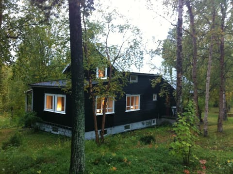 Property building, Facade/entrance, Garden view